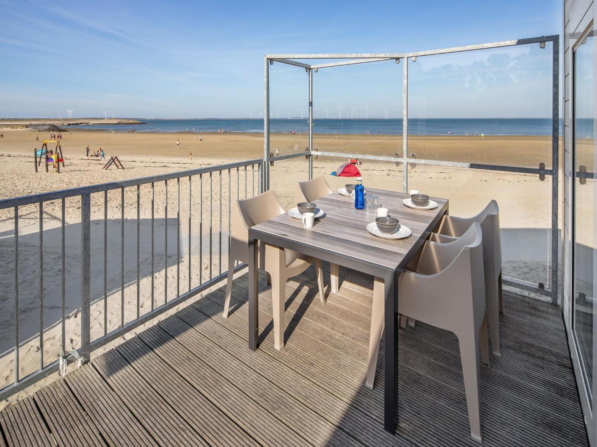 Vakantiehuis Unique Beachhouse With Dishwasher, In Location Kamperland