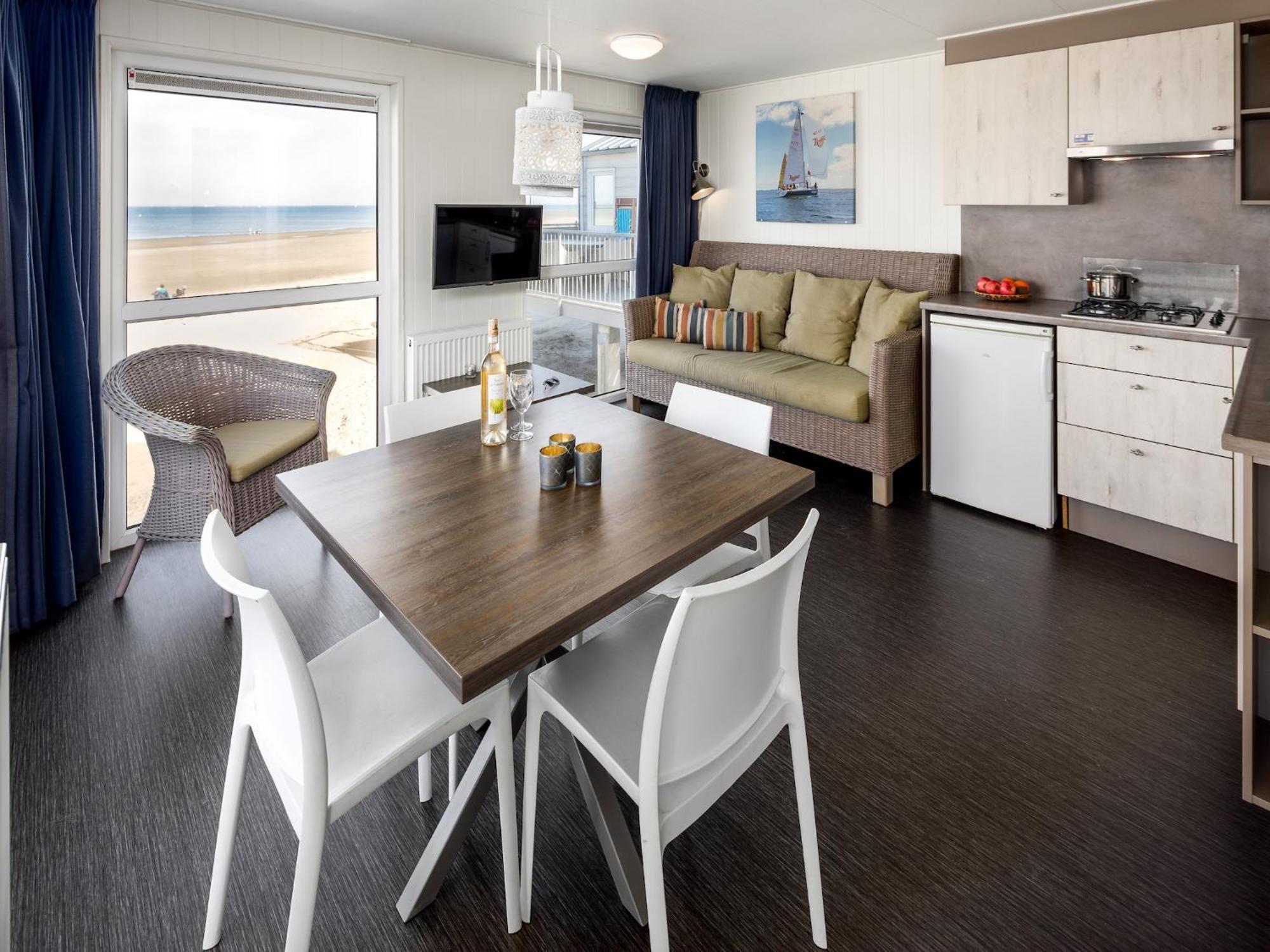Unique Beachhouse With Dishwasher, In Location * Kamperland